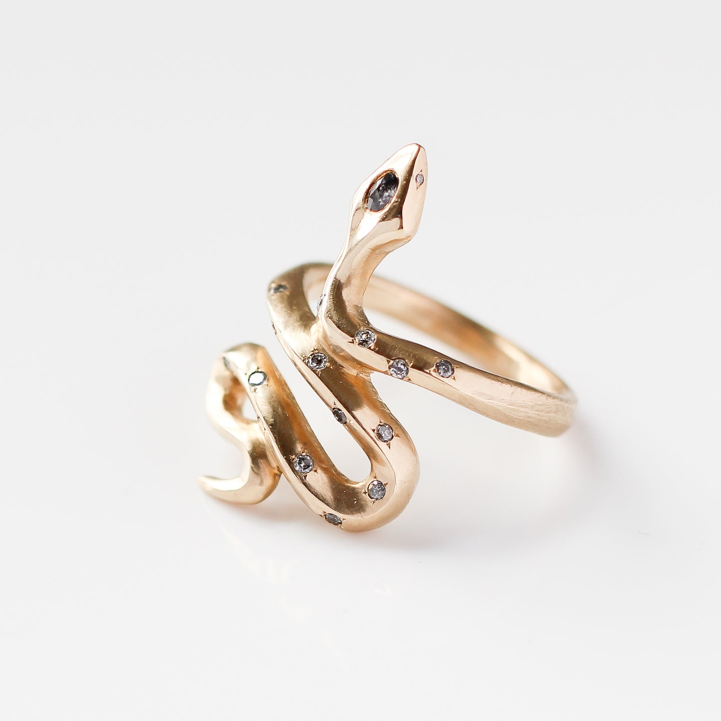 Snake Ring in Gold